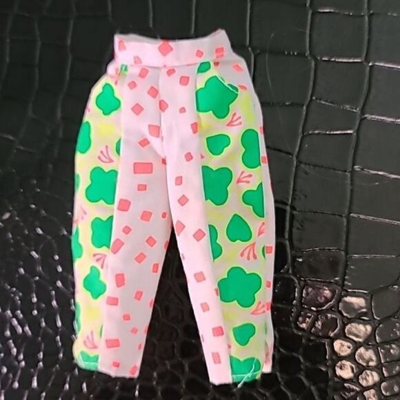 Vintage Mattel 1990 Barbie Hawaiian Fun Fashions # 7254 - Picture 5 of 7